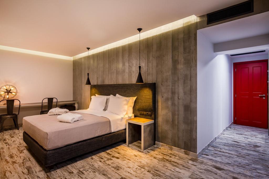 Hotel 360 Degrees Athen Zimmer foto